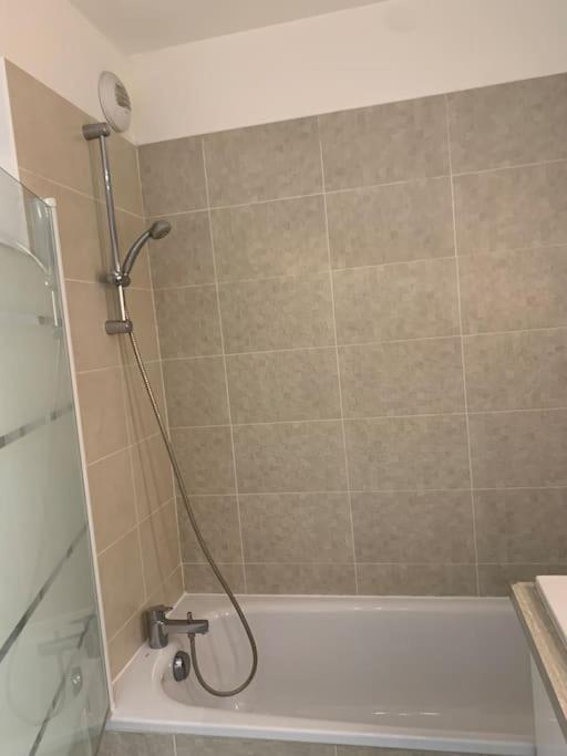 Appartement Moderne Et Spacieux Proche Paris Alfortville Exterior photo